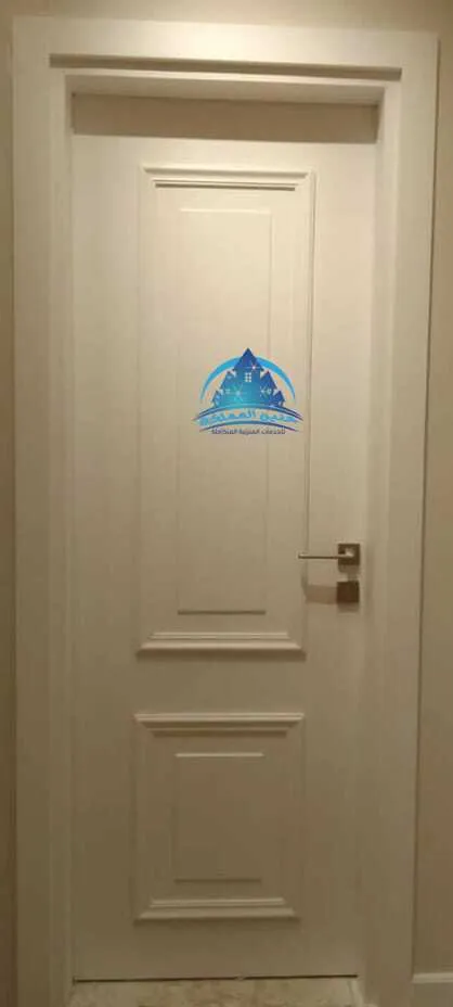 عامل تصليح ابواب